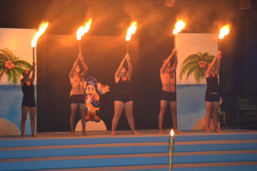 Evening entertainment show with fire